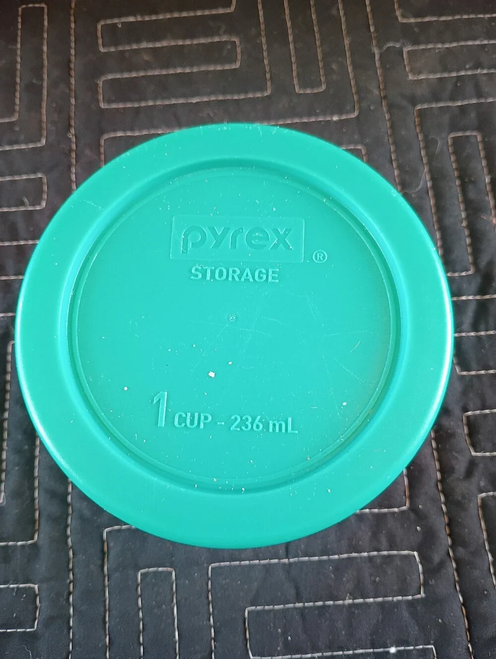Pyrex Glass Food Storage Containers with Lids Set of 5